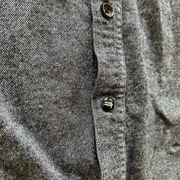 William Rast button down shirt - Picture 2 of 6